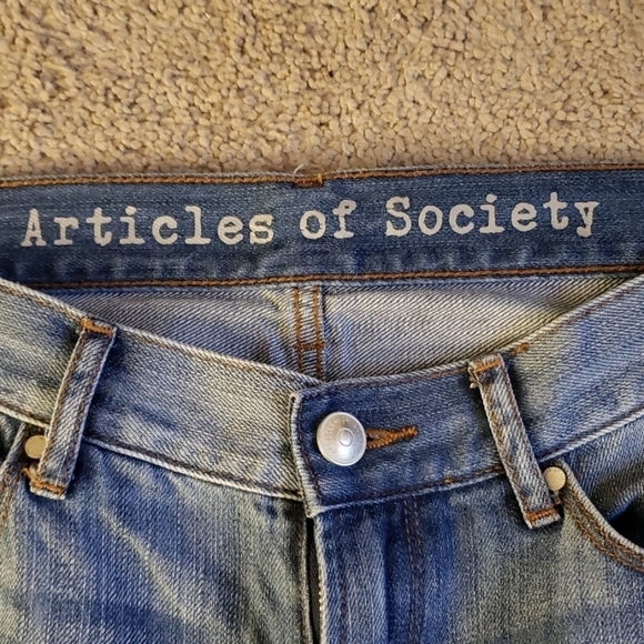 Articles of Society Distressed CroppedSkinny Jeans - Picture 3 of 8
